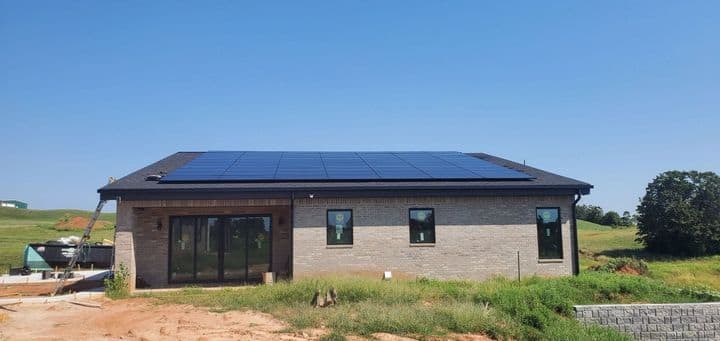 Rooftop solar array on an Oklahoma home